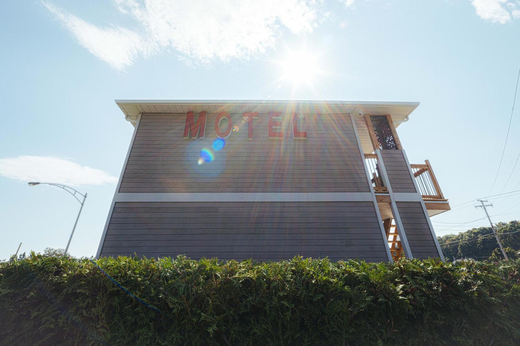 Motel Le Point De Vue La Malbaie Luaran gambar
